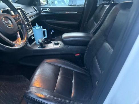 Used 2015 Jeep Grand Cherokee Limited AWD/4WD image 10