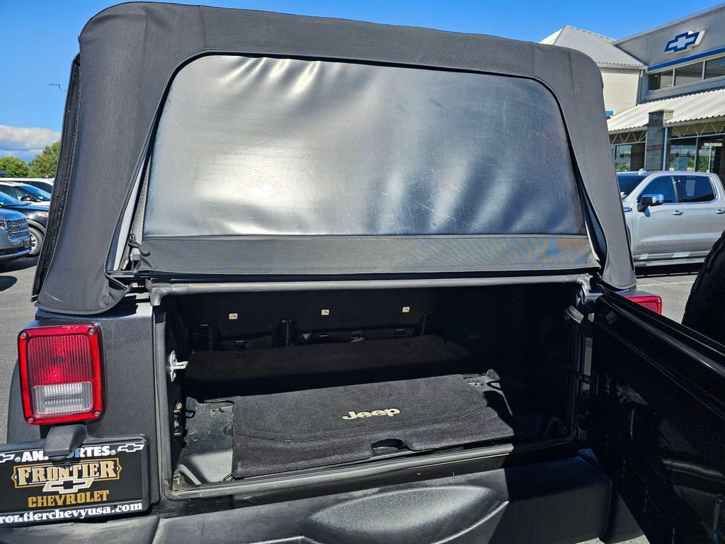 Used 2016 Jeep Wrangler Unlimited Sport AWD/4WD image 15