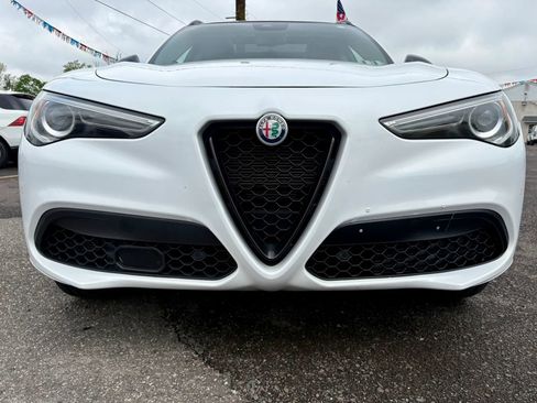 Used 2021 Alfa Romeo Stelvio Ti w/ Nero Edizione AWD/4WD image 11