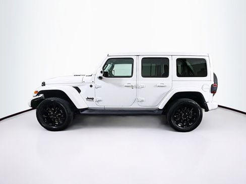 Used 2021 Jeep Wrangler Unlimited Sahara AWD/4WD image 4