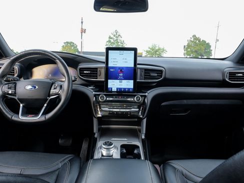 Used 2021 Ford Explorer ST w/ Equipment Group 401A image 16