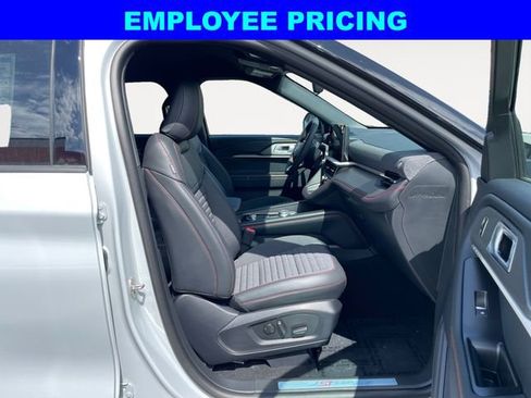 New 2026 Ford Explorer ST-Line AWD/4WD image 15