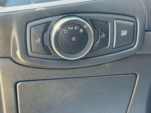 Used 2023 Ford Edge SE AWD/4WD image 14