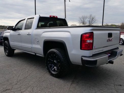 Used 2019 GMC Sierra 1500 SLE w/ SLE Value Package image 16