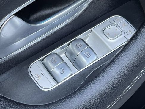 Used 2023 Mercedes-Benz GLS 450 4MATIC w/ AMG Line Exterior image 13