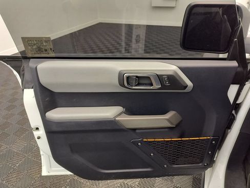 Used 2021 Ford Bronco Badlands w/ Sasquatch Package AWD/4WD image 13