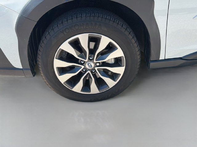 Used 2025 Subaru Outback Touring AWD/4WD image 41