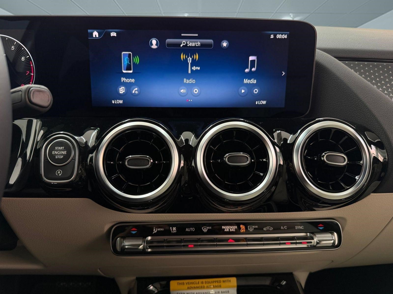 New 2026 Mercedes-Benz GLA 250 image 16