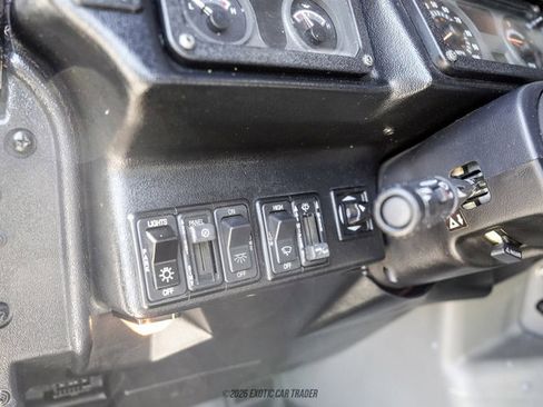 Used 2003 HUMMER H1 4-Door Open Top AWD/4WD image 29