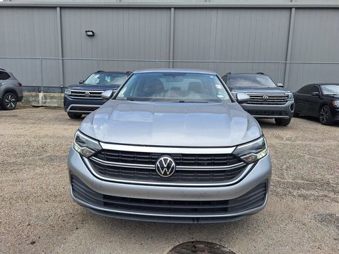 Used 2022 Volkswagen Jetta S FWD image 2