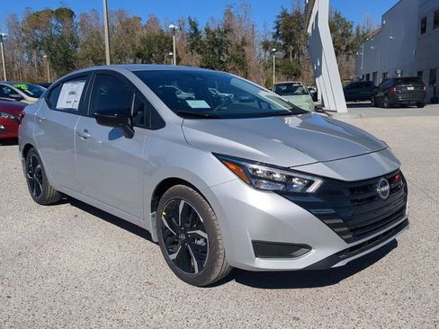Used 2025 Nissan Versa SR w/ Trunk Package FWD image 2
