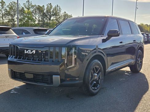 New 2027 Kia Telluride LX image 3