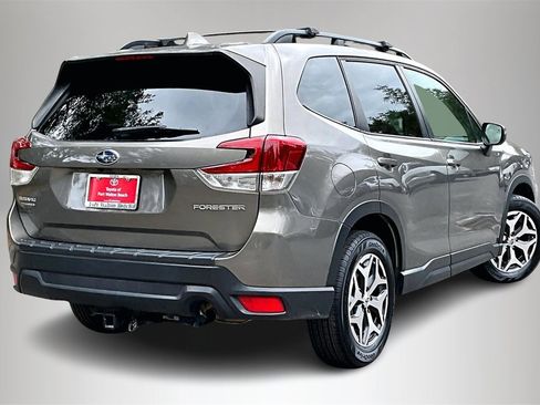 Used 2021 Subaru Forester Premium w/ Popular Package #1 image 5