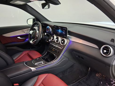 Used 2020 Mercedes-Benz GLC 300 image 34