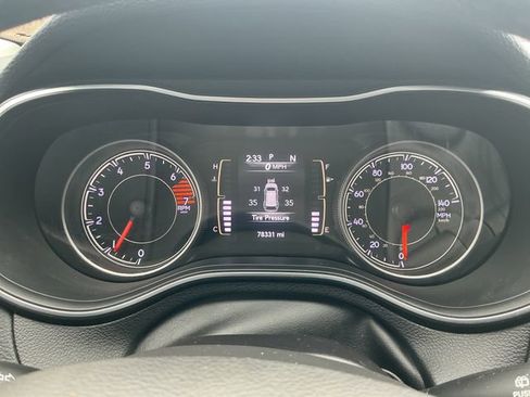 Used 2020 Jeep Cherokee Latitude Plus AWD/4WD image 19
