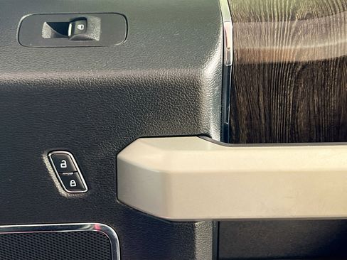 Used 2021 Ford F250 Lariat image 31