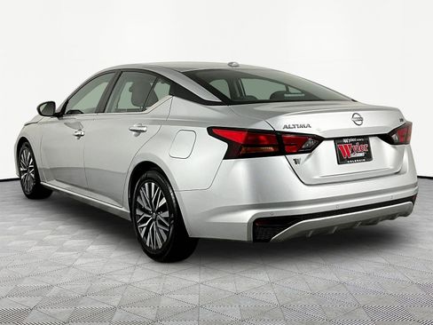 Certified 2024 Nissan Altima 2.5 SV FWD image 4