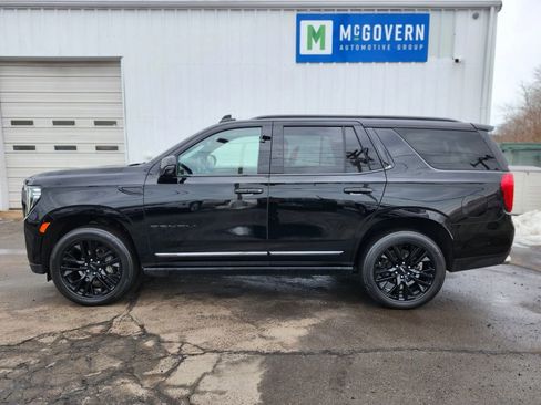 Used 2023 GMC Yukon Denali Ultimate image 2