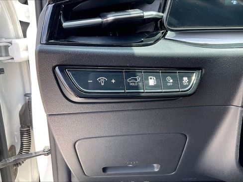 Used 2024 Kia Niro EX FWD image 34