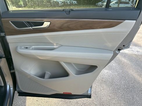 New 2026 Volkswagen Atlas SE FWD image 41