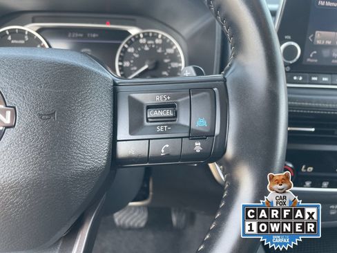 Used 2025 Nissan Rogue SV FWD image 29