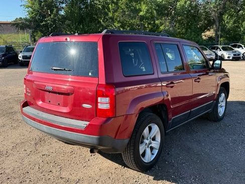 Used 2014 Jeep Patriot Latitude w/ Sun/Sound Group AWD/4WD image 6