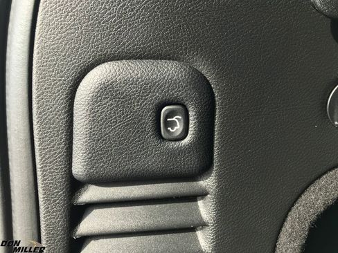 Certified 2021 Jeep Grand Cherokee Laredo X image 31