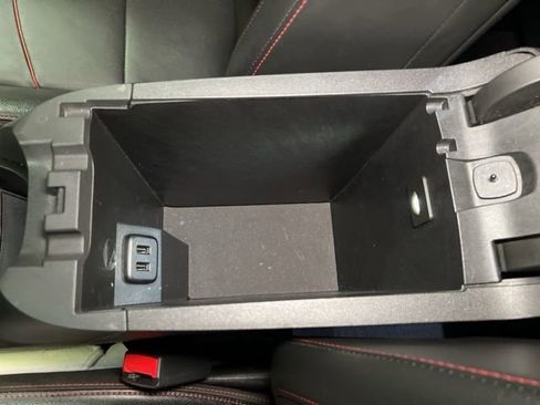 Used 2023 Chevrolet Equinox RS w/ RS Leather Package image 27