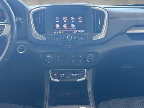 Certified 2024 GMC Terrain SLE w/ Elevation Edition image 3