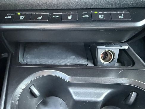 Used 2020 Lexus UX 250h w/ Premium Package image 32