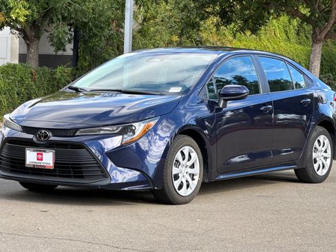 Used 2024 Toyota Corolla LE FWD image 8
