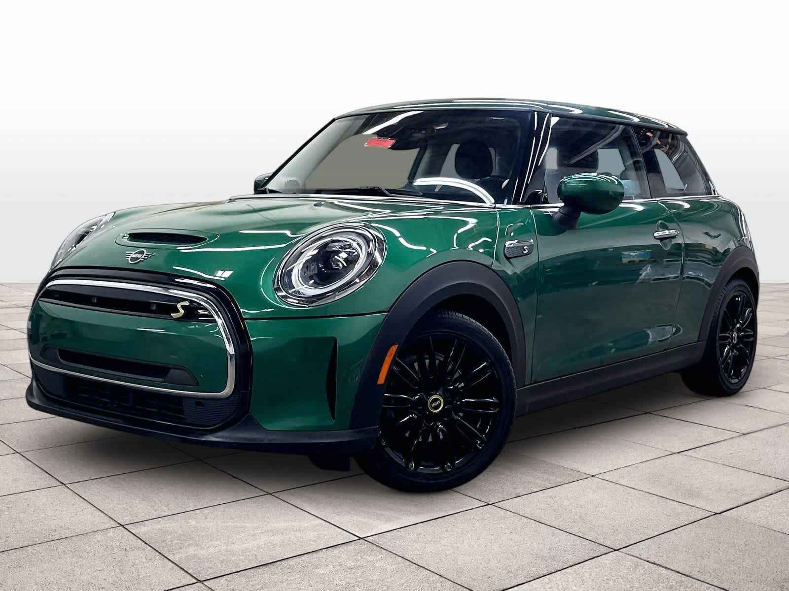 Used 2024 MINI Cooper SE FWD image 1