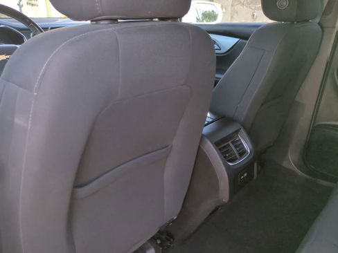 Used 2020 Chevrolet Blazer LT image 18