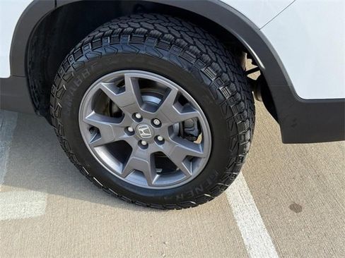 Used 2024 Honda Passport TrailSport image 7