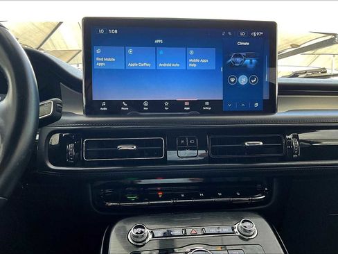 Used 2021 Lincoln Nautilus AWD w/ Equipment Group 101A image 33