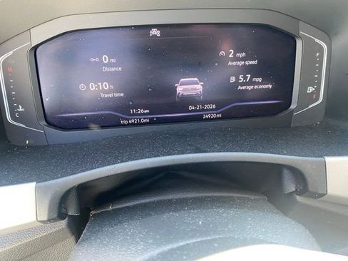 Used 2023 Volkswagen Atlas SE w/ Black Wheel Package image 5