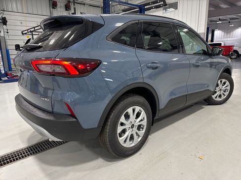 New 2025 Ford Escape Active w/ Tech Pack #1 AWD/4WD image 9