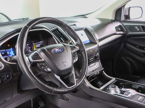 Used 2020 Ford Edge SEL image 22