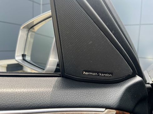 Used 2014 Mercedes-Benz E 350 Sedan image 37