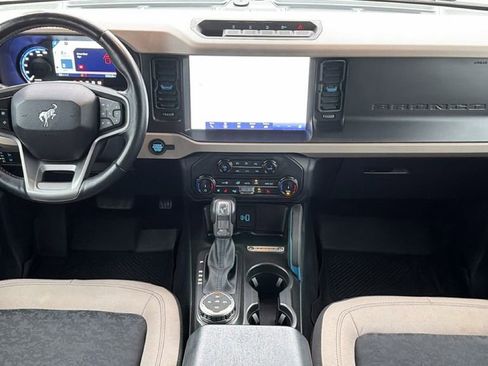 Used 2022 Ford Bronco Wildtrak AWD/4WD image 26