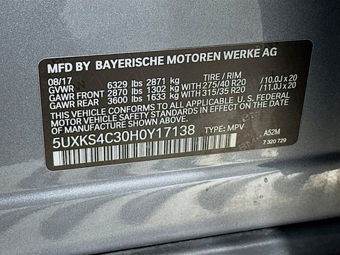 Used 2017 BMW X5 xDrive35d image 12