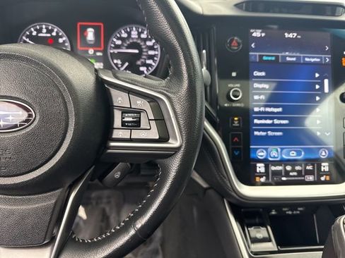 Used 2022 Subaru Outback Limited image 26