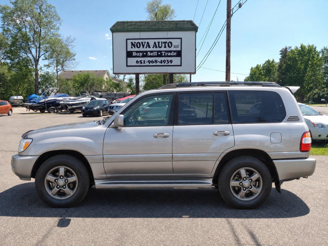 Used 2006 Toyota Land Cruiser AWD/4WD image 2