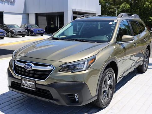 Used 2020 Subaru Outback Premium AWD/4WD image 1