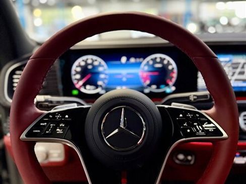 Used 2026 Mercedes-Benz Maybach GLS 600 4MATIC image 11