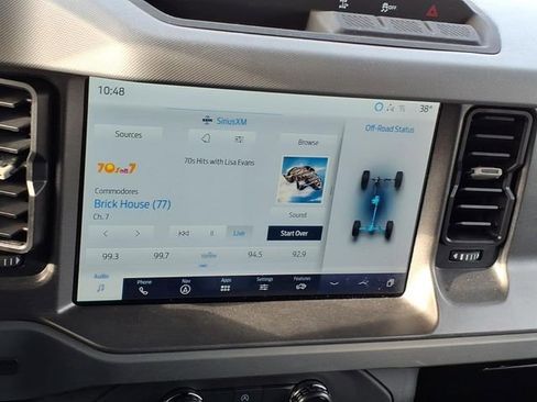 Used 2024 Ford Bronco Big Bend image 20