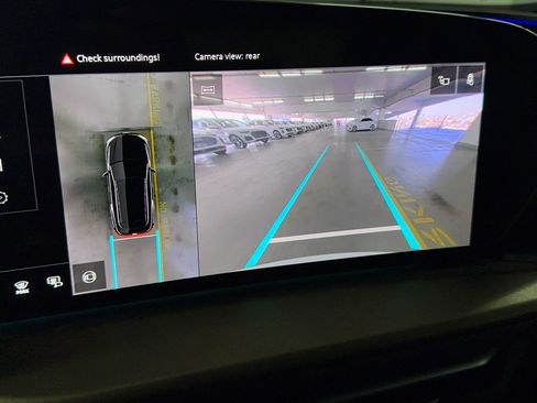 New 2025 Audi Q5 Premium image 24