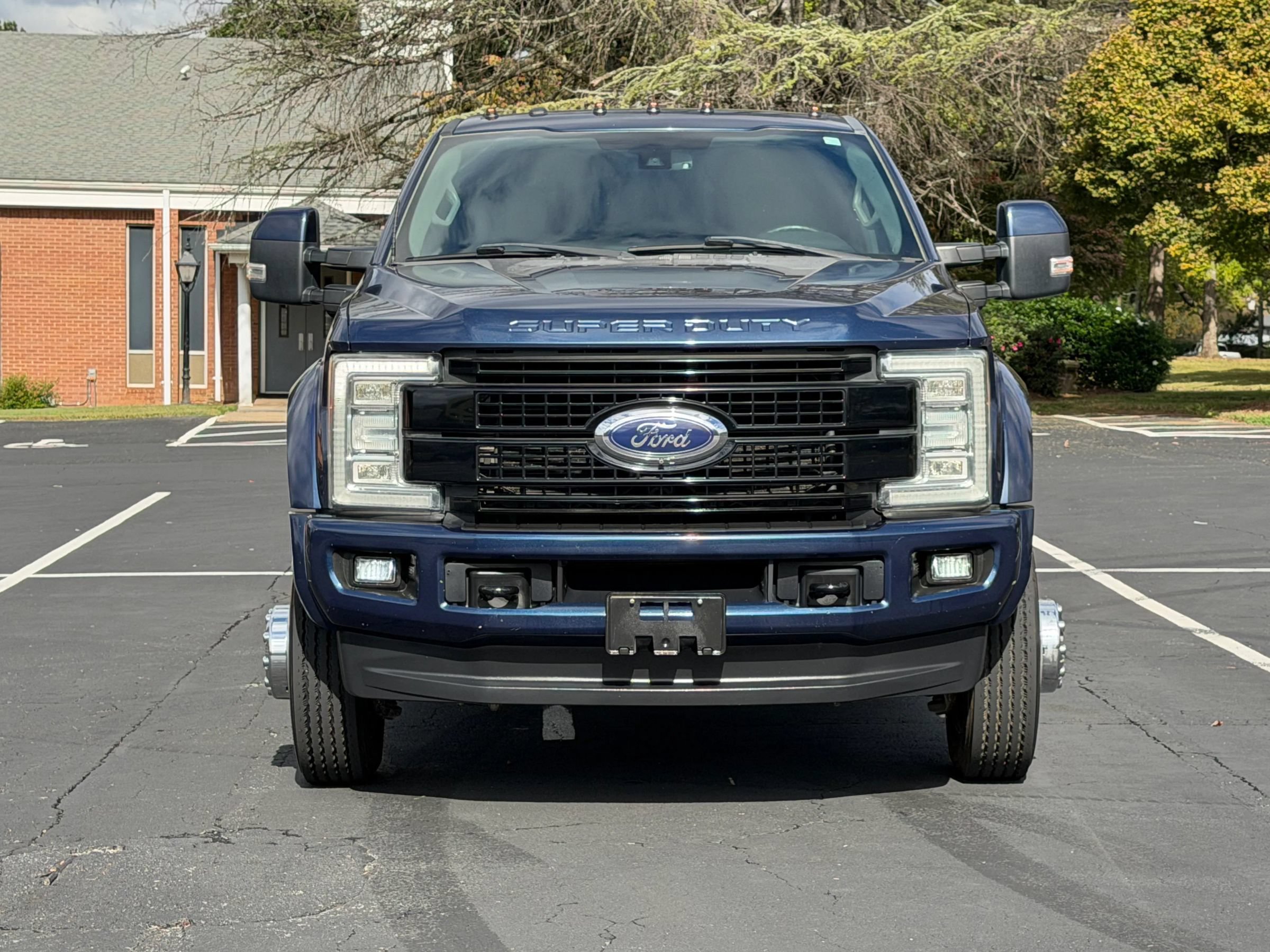 Used 2017 Ford F450 Lariat w/ Lariat Ultimate Package AWD/4WD image 3