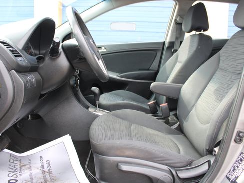 Used 2017 Hyundai Accent SE image 15