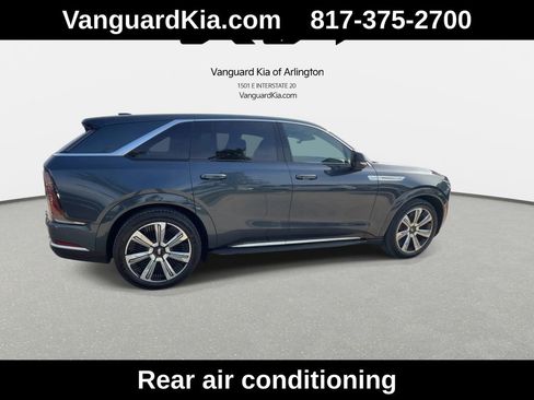 Used 2025 Cadillac Escalade IQ Luxury 2 w/ LPO, Premium Carpet Package AWD/4WD image 9
